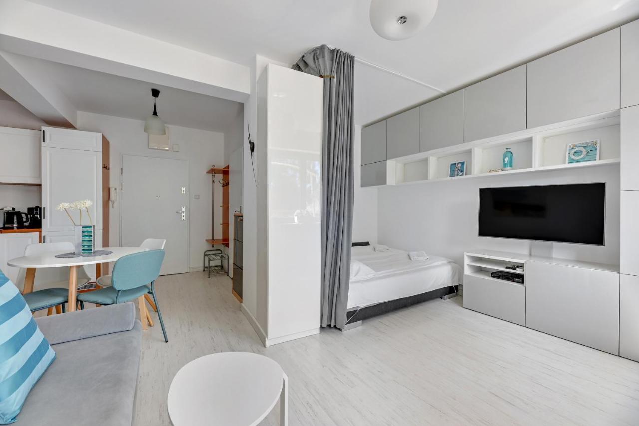 Apartamenty Jelitkowski Dwor Danzica Esterno foto