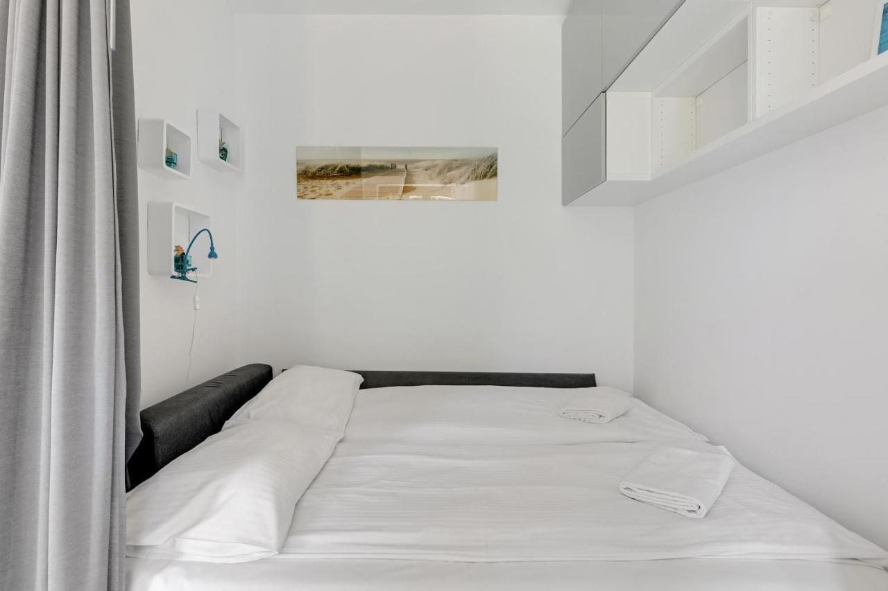 Apartamenty Jelitkowski Dwor Danzica Esterno foto