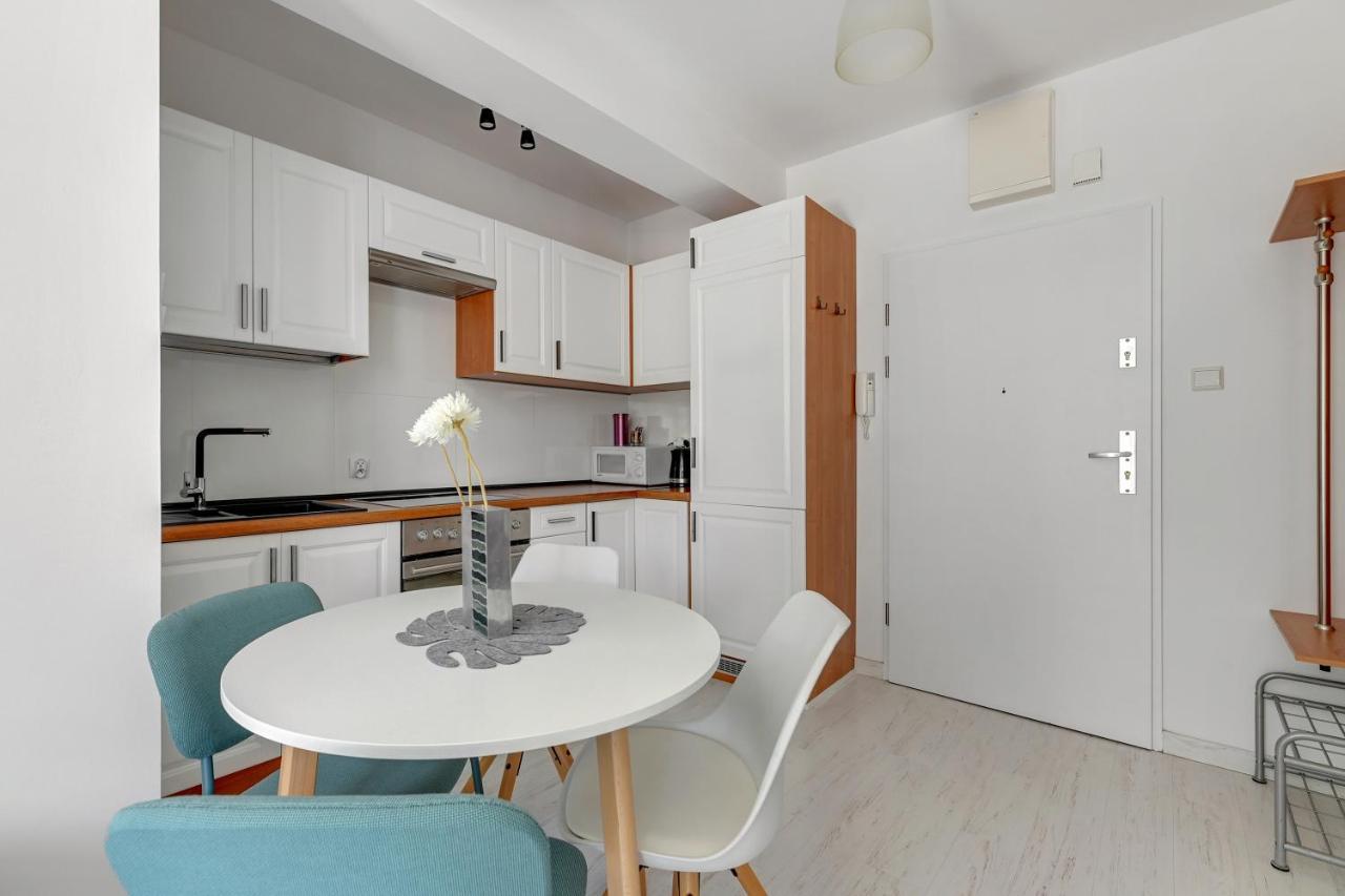 Apartamenty Jelitkowski Dwor Danzica Esterno foto